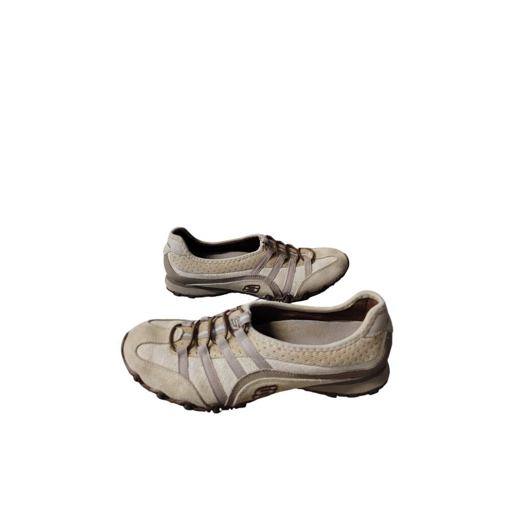 Woman's Skechers Sassies Heirloom walking shoes‎ 6